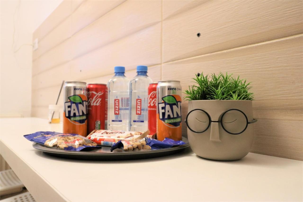Cozy Old Town Apartment - Free Minibar Bucharest Exterior photo